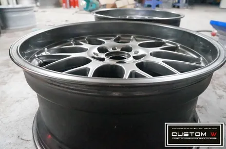 BMW E92 M3 잘못된 휠수리도색이력 박리후, 블랙유광 휠도색 그리고 레드 캘리퍼도색 작업까지.! 커스텀W / 용인 처인구