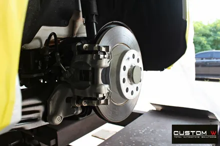 아우디 신형 Q3 블랙유광 휠도색 + 블랙 캘리퍼 도색 / 용인 처인구