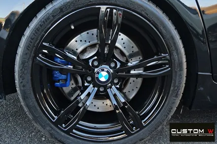 기존 BMW F10 M5 휠 상처 수리 후 블랙유광 휠도색 / 용인 처인구