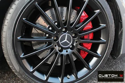 기존 벤츠 A45 AMG 휠 상처 수리 후 무광블랙 휠도색 / 용인 처인구