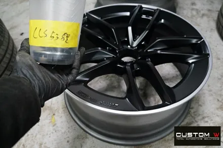 벤츠 CLS53 AMG 기존 고객 휠 상처 수리 후 블랙 실버 투톤 무광 휠도색 / 용인 처인구