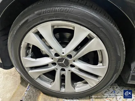 벤츠 W204 C220d 휠수리 후 블랙 유광 휠도색 / 용인 처인구