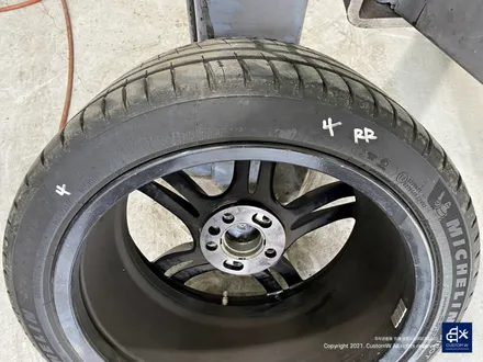 BMW M4 437M 휠수리 후 블랙 유광 휠도색 / 용인 처인구