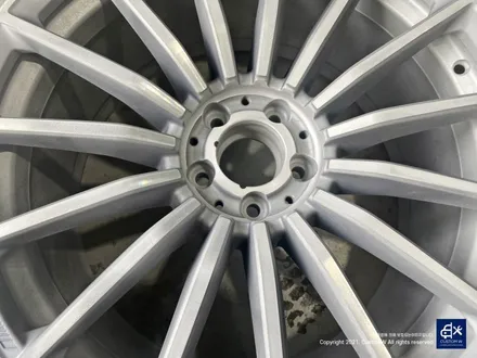 벤츠 GT43 AMG 잘못된 휠수리 약품 박리 제거 후 건메탈 무광 휠도색 / 용인 처인구