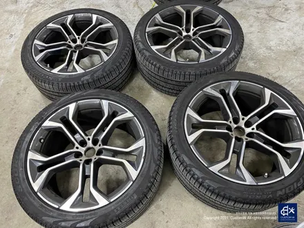BMW G05 X5 21인치 744 휠 상처 수리 후 건메탈 유광 휠도색 / 용인 처인구