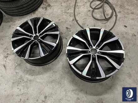 볼보 XC60 20인치 하이그로시 블랙 (검정 유광) 휠 도색 / 용인 처인구