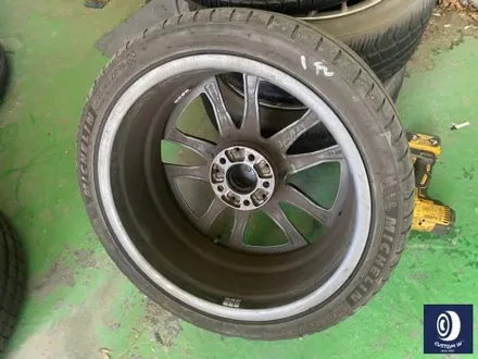 벤츠 C43 AMG 휠 상처 수리 후, 다이아몬드 커팅 가공을 이용한 블랙 폴리시 투톤 휠 커스텀 도색 / 용인 처인구