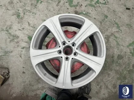 벤츠 W213 E300 18인치 휠 상처 수리 후, 다이아몬드 커팅 가공을 이용한 블랙 폴리시 휠 만들기_! / 용인 처인구