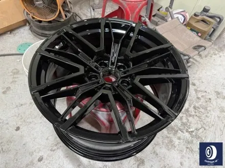 유니크한 차량_!! / BMW G99 M5 투어링 제트 블랙 / 하이그로시 블랙 (검정 유광) 휠 도색 / 용인 처인구