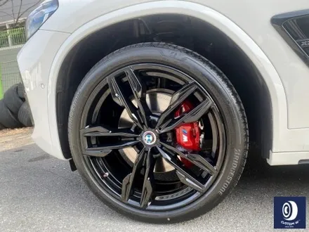 BMW X3 M40i 718M 21인치 휠 상처 수리 후, 블랙 유광 휠도색 + 레드 캘리퍼 도색 / 용인 처인구