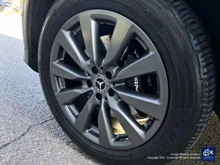 벤츠 GLC350e 리어 범퍼 수리 + 휠수리 후 무광 그레이 휠도색 + 블랙 캘리퍼 도색 / 용인 처인구
