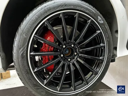 벤츠 GT43 AMG 잘못된 기존 도색 이력 박리후 블랙 실버 투톤 유광 휠도색 + 레드 캘리퍼 도색 / 용인 처인구