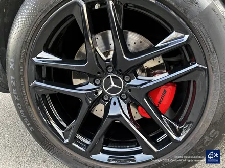 벤츠 GLE53 AMG 잘 못된 휠수리 박리 제거 후, 블랙유광 휠도색 + 레드 캘리퍼 도색 / 용인 처인구