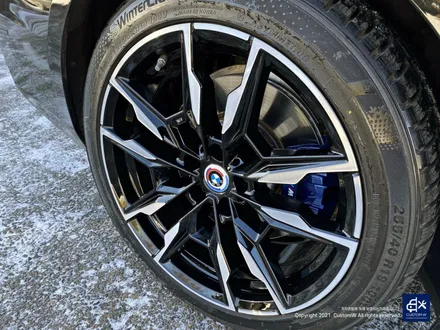 BMW i4 M50 기존 도색 제거 약품 박리 후, 블랙 폴리시 휠 + 블루 캘리퍼 도색 / 용인 처인구