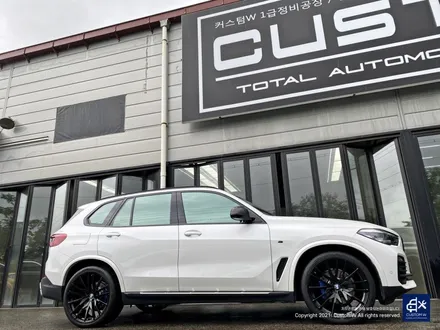 BMW G05 X5 30d 휠수리 불량 기존 페인트 도막 제거 (약품박리) 후 블랙유광 휠도색 + 블루 캘리퍼 도색 / 용인 처인구