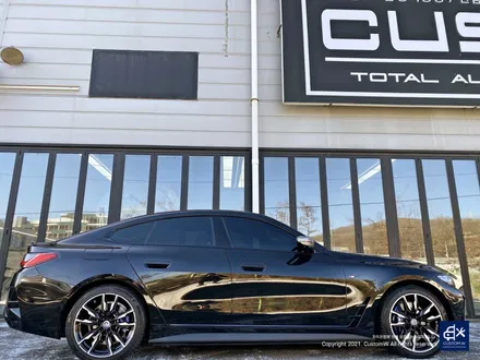 BMW i4 M50 기존 도색 제거 약품 박리 후, 블랙 폴리시 휠 + 블루 캘리퍼 도색 / 용인 처인구