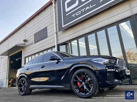 BMW G06 X6 블랙유광 휠도색 + 레드 캘리퍼 도색 / 용인 처인구