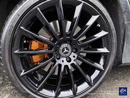 벤츠 CLS450 마차휠 수리 후 블랙유광 휠도색 + 카본 세라믹 골드 캘리퍼 도색 / 용인 처인구
