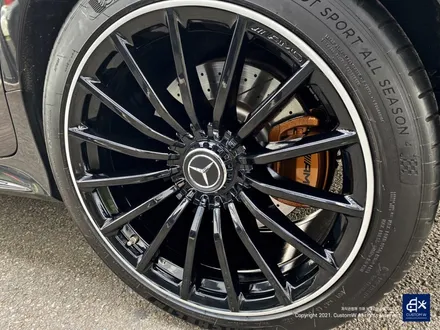벤츠 GT43 AMG 휠수리 후 투톤 유광 휠도색 + 카본 세라믹 골드 캘리퍼 도색 / 용인 처인구