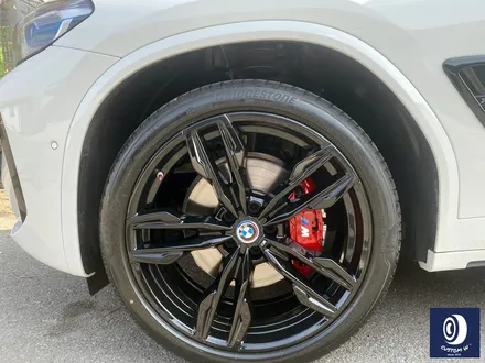 BMW X3 M40i 718M 21인치 휠 상처 수리 후, 블랙 유광 휠도색 + 레드 캘리퍼 도색 / 용인 처인구