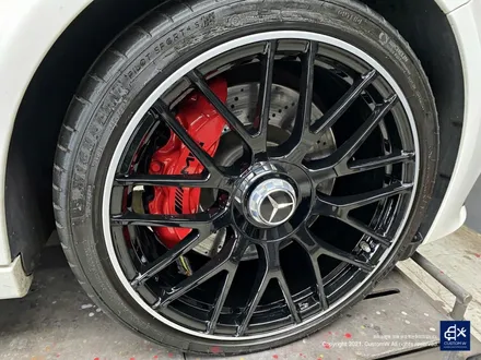 벤츠 C63 AMG 블랙 실버 투톤 유광 휠도색 + 레드 캘리퍼 도색 / 용인 처인구