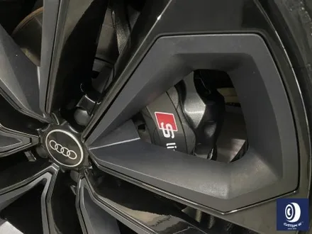 아우디 Q7 55TFSI 플라스틱 커버가 장착된 21인치 휠 블랙 유광 휠도색 + 부식 제거 후, 건메탈 그레이 캘리퍼 도색 / 용인 처인구