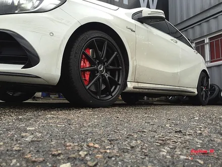 새차도 휠도색&캘리퍼도색을 한다. 강력한 포켓머신! A45 AMG 신차에요! / 용인 처인구
