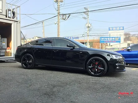 블랙 아우디 A5 19인치 블랙 유광 [휠도색] 휠캡도 함께 올블랙. / 용인 처인구