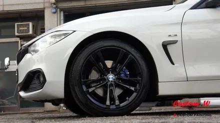 BMW 420D 그란쿠페 차량을 더욱 스포티하게! 블랙유광 휠도색과 블루 캘리퍼도색. / 용인 처인구