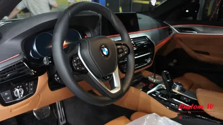 BMW 신형 5시리즈 G30 530I의 신차 구경하기 그리고 블랙유광 휠도색(달라진 PCD와 허브 사이즈). / 용인 처인구