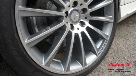 벤츠 S500 상처난 휠 다른 휠과의 이질감없도록 다이아몬드컷팅 휠수리. / 용인 처인구