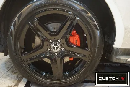 벤츠 GLE350D 블랙유광 휠도색, 레드 캘리퍼도색. / 용인 처인구