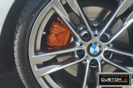BMW 6시리즈 휠 상처수리후 고스트크롬 휠도색 M퍼포먼스 오렌지컬러 캘리퍼도색. / 용인 처인구