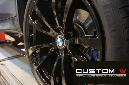 BMW X5 40d 블랙유광 휠도색, 블루 캘리퍼도색. / 용인 처인구