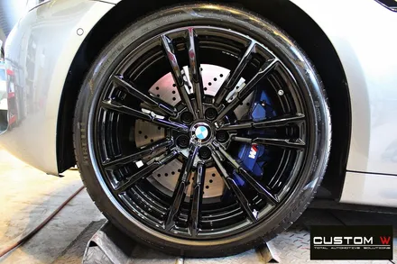 BMW F90 신형 M5 휠 수리 후 블랙유광 휠 도색 / 용인 처인구