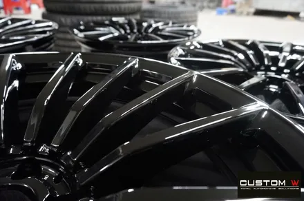 벤츠 GT43 AMG 블랙유광 휠 도색 + 카본 세라믹 골드 캘리퍼 도색 (블랙 차량) / 용인 처인구