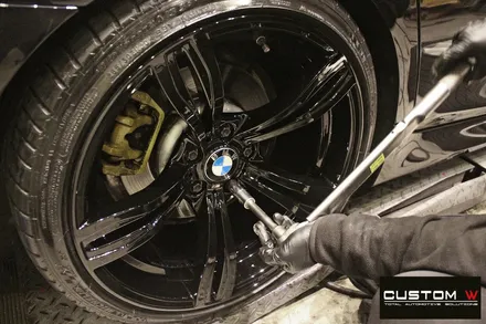 BMW F10 530d M5 st 20인치 휠 상처 수리 후 블랙유광 휠도색 / 용인 처인구