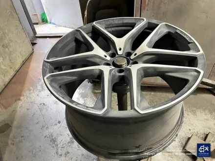 벤츠 GLE53 AMG 블랙유광 휠도색 + 레드 캘리퍼 도색 / 용인 처인구