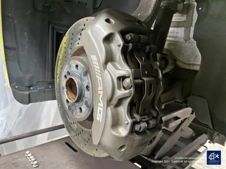 벤츠 C63 AMG 블랙 실버 투톤 유광 휠도색 + 레드 캘리퍼 도색 / 용인 처인구