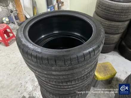 귀한 차량~! 벤츠 GTC AMG 무광 블랙 실버 투톤 휠 도색 작업으로 더욱 멋지게_! / 용인 처인구