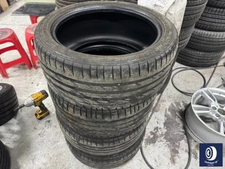BMW F30 330i 400M 18인치 휠 상처 수리 후, 블랙 유광 휠도색 + 부식 제거 후 레드 캘리퍼 도색 (블루 컬러 바디에는 역시 블랙 휠 레드 캘리퍼) / 용인 처인구