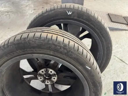 BMW G05 X5 45e 744 21인치 휠 상처 수리 후, 건메탈 그레이 휠도색 (타 업체 수리 도색 이력 / 약품 박리 페인트 제거 후 작업) / 용인 처인구
