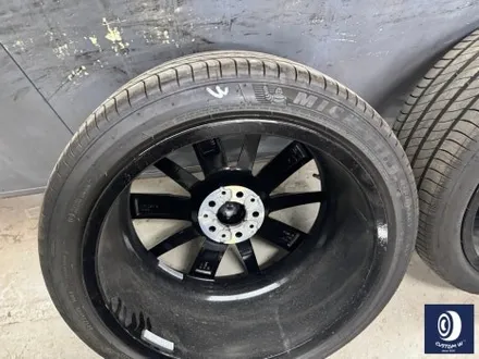 신차 출고 작업 / 미등록 차량 BMW G60 530i 하이그로시 블랙 (검정유광)  휠도색 + 레드 캘리퍼 도색 (feat. 늘 하던 대로~! 입출고 과정 공유) / 용인 처인구