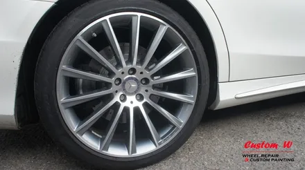 벤츠 S500 상처난 휠 다른 휠과의 이질감없도록 다이아몬드컷팅 휠수리. / 용인 처인구