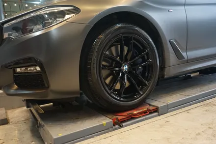 하이그로시블랙 휠도색 - BMW G30 530I / 용인 처인구