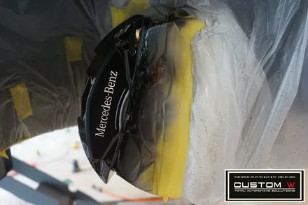 벤츠 W213 E300 아방가르드 다이아몬드컷팅 휠수리로 블랙폴리쉬 휠 만들기 그리고 캘리퍼도색. / 용인 처인구