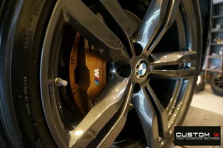 재방문 주신 고객. BMW G12 740LI 휠 상처 수리 후, 건메탈 휠복원 도색. / 용인 처인구