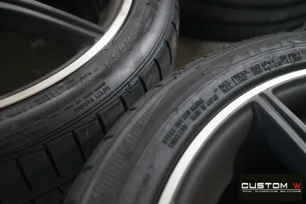 잘 못된 휠수리 도색 이력이 있는 벤츠 CLS63AMG 약품 박리 후, 재작업 다이아몬드 컷팅 블랙 폴리시 휠로 커스터 마이징, 레드 캘리퍼 도색 작업 까지.! / 용인 처인구