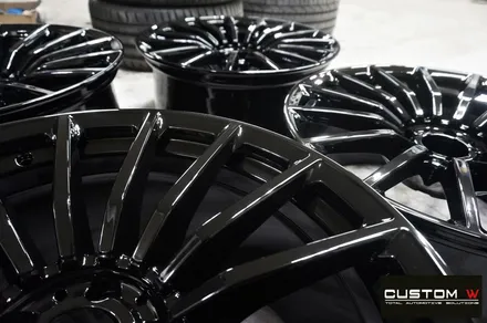 벤츠 GT43 AMG 블랙유광 휠 도색 + 카본 세라믹 골드 캘리퍼 도색 (블랙 차량) / 용인 처인구