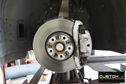 BMW 740 고스트 크롬 휠도색 + M 퍼포먼스 블루 캘리퍼 도색 / 용인 처인구
